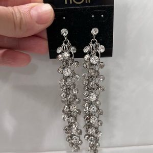 Noir  dangling earrings